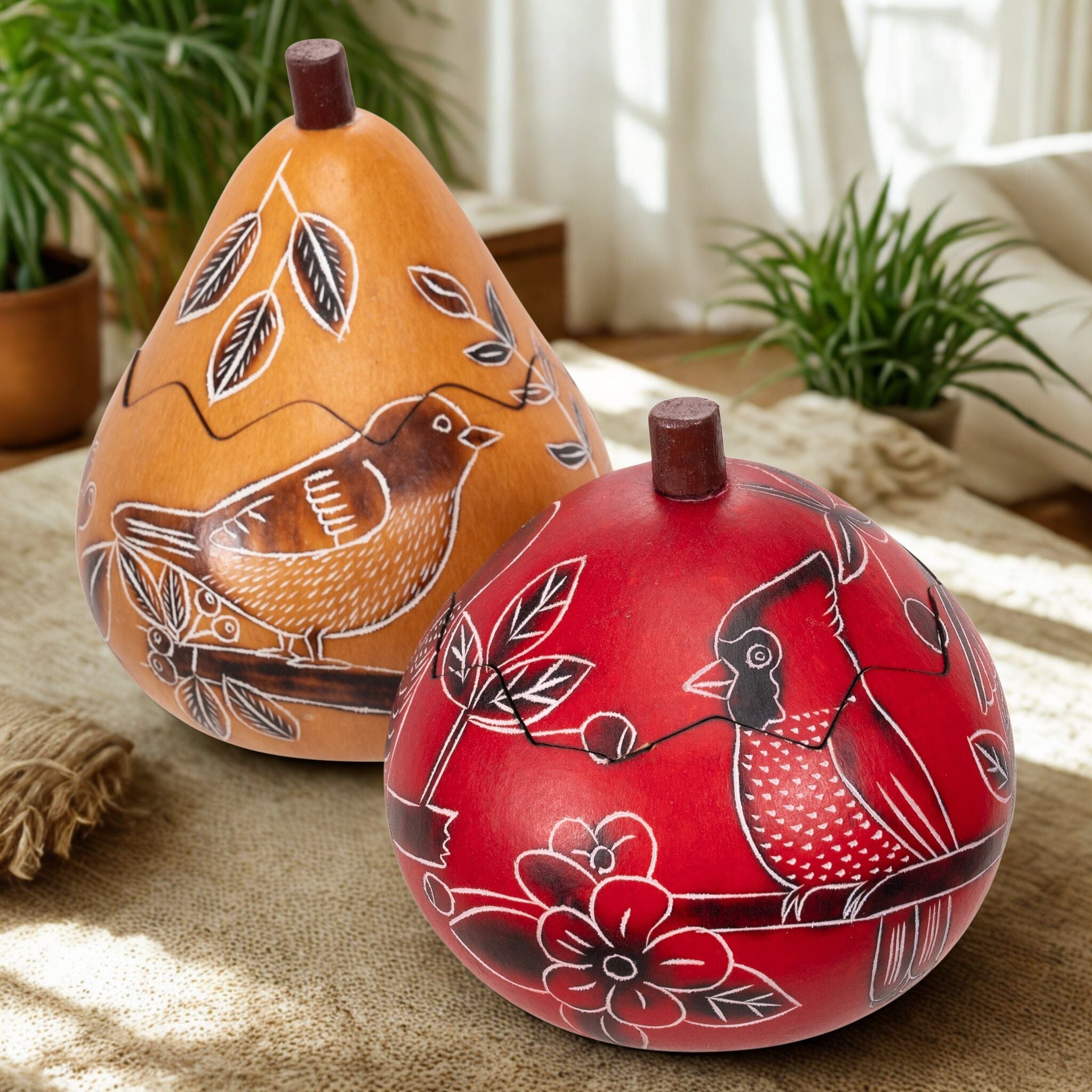 Backyard Birds Mini Gourd Box - Hand-Carved Fair Trade - Nature Lover Gift