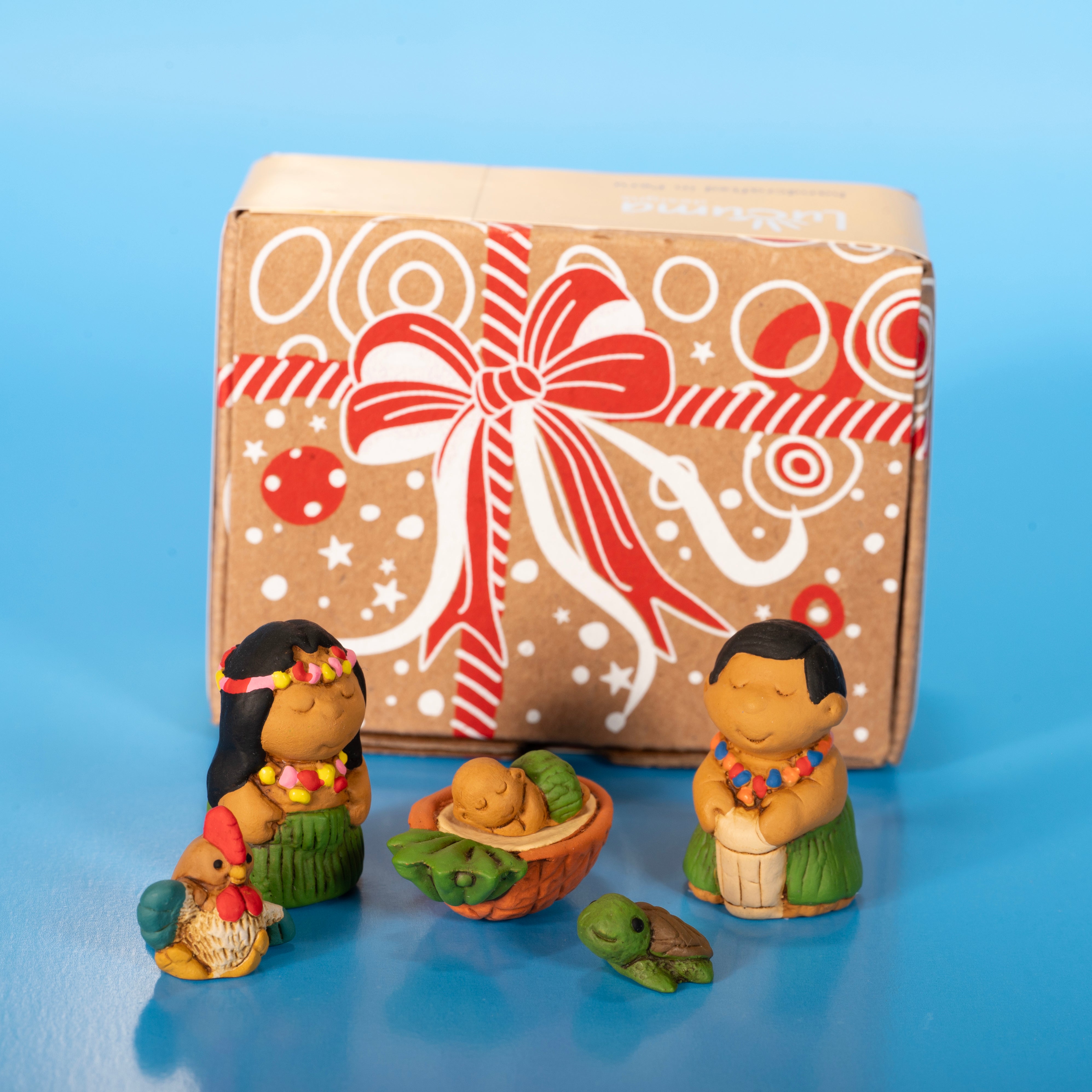 Hawaiian - Mini Nativity Set of 6, 1" H