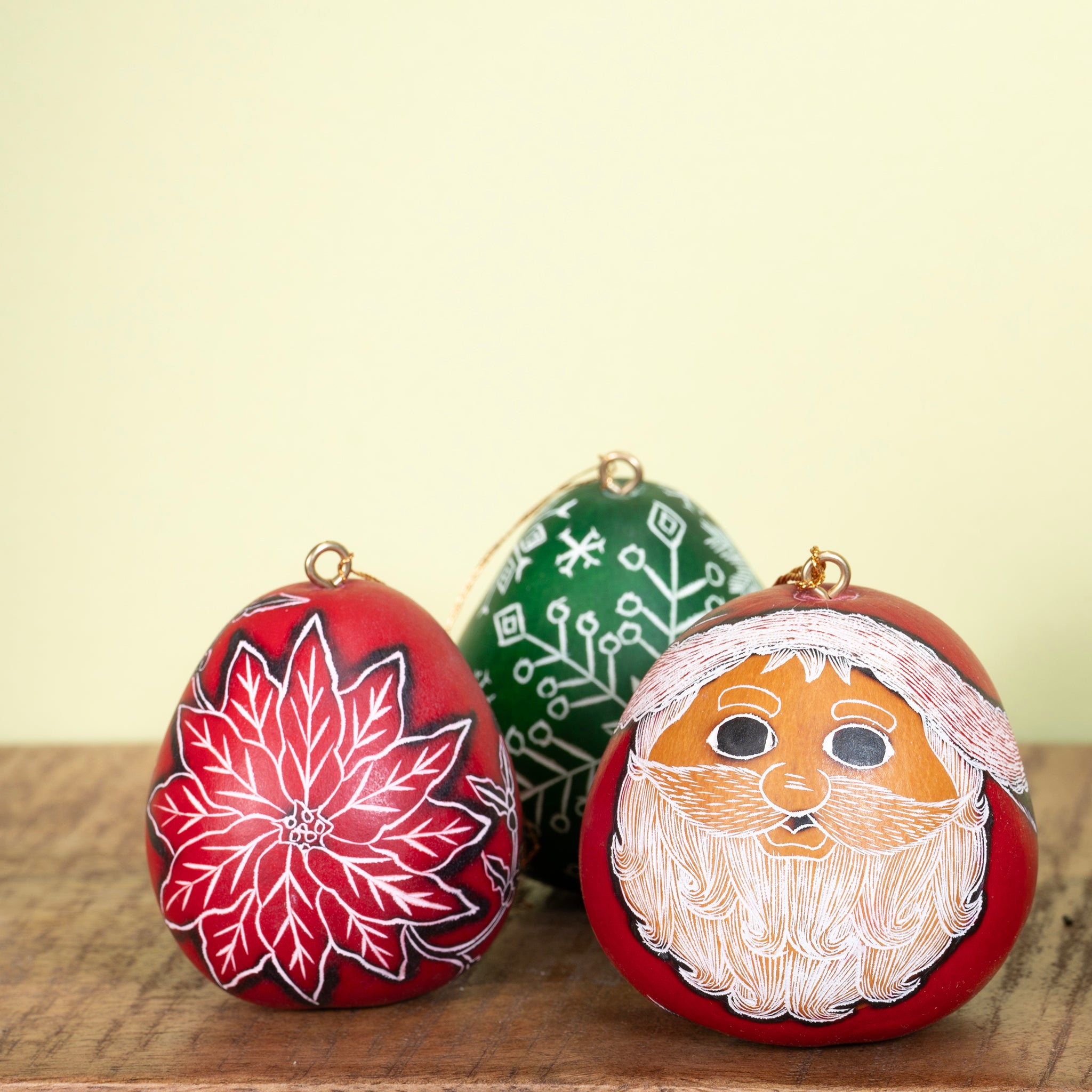 Santa Smile - Mini Gourd Ornament