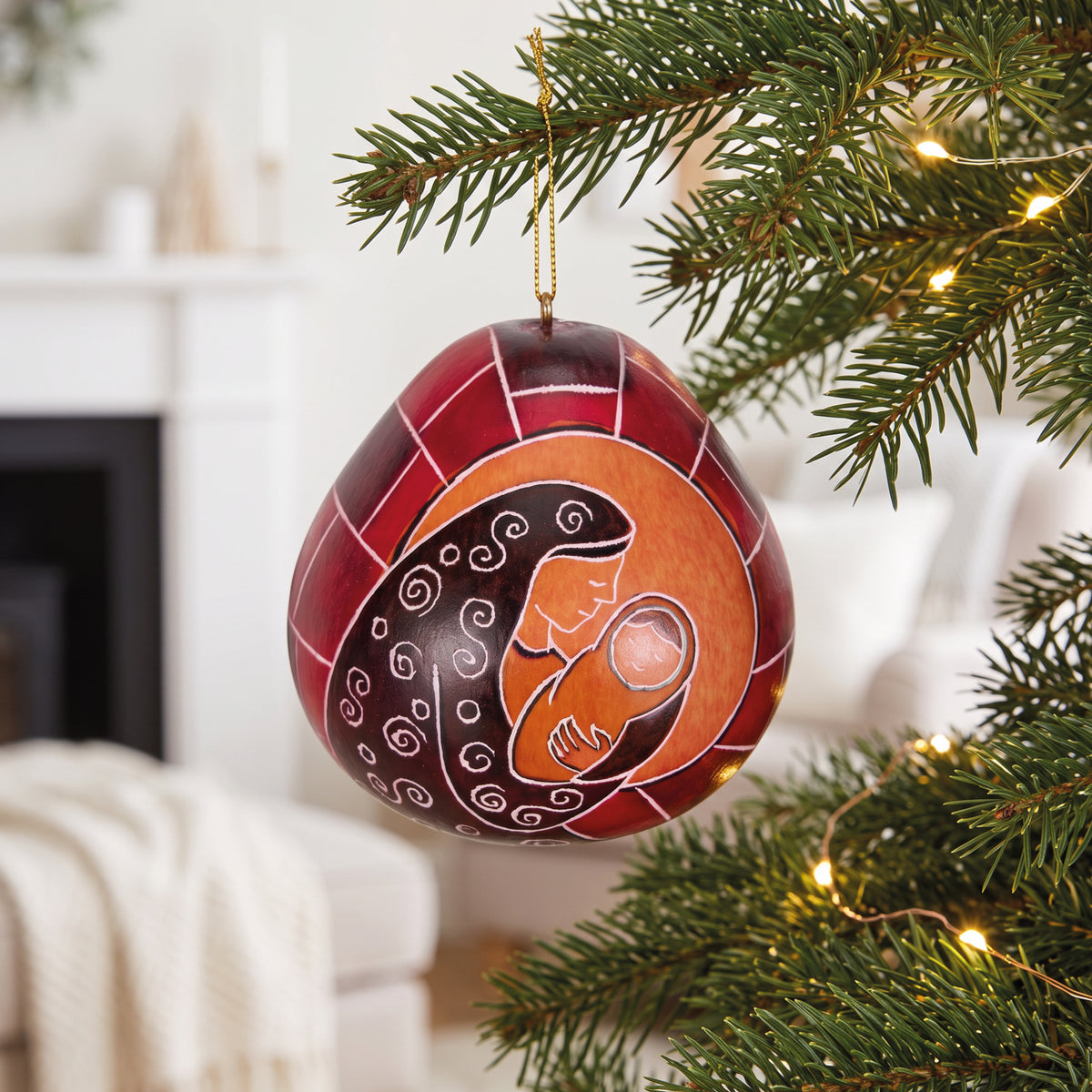 Mary & Child - Mini Gourd Ornament