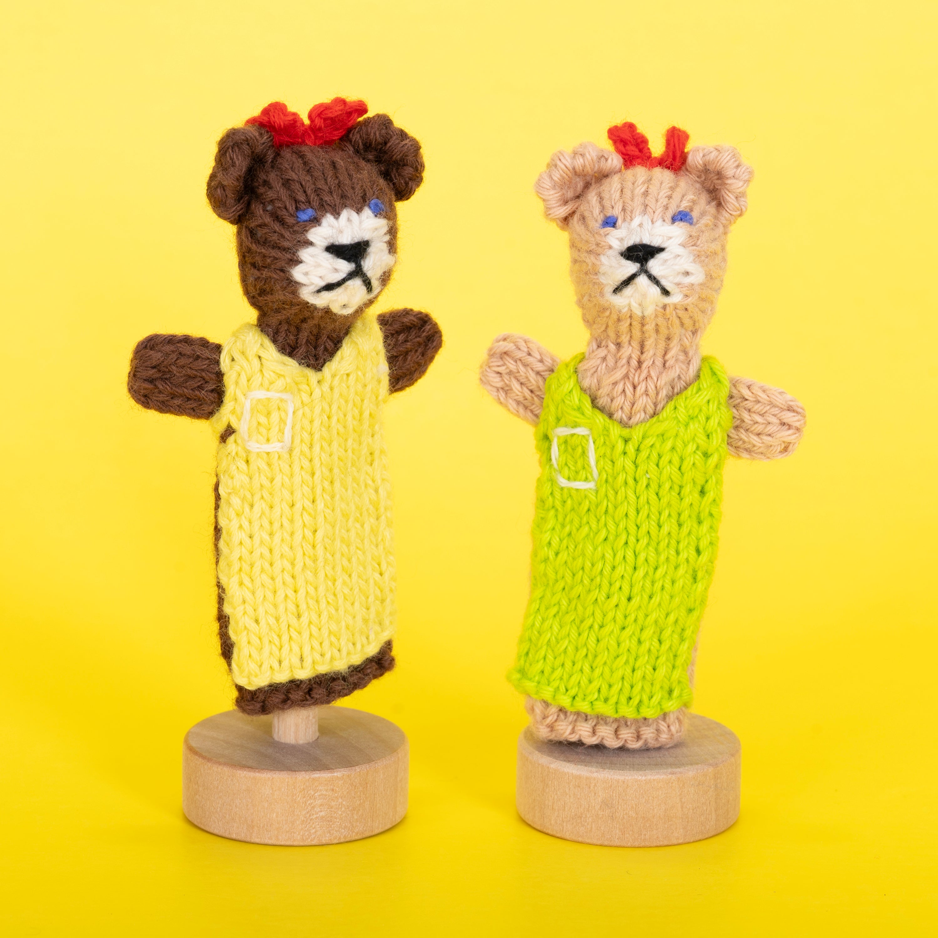 Bear, Mom - Bright Organic Cotton Finger Puppet