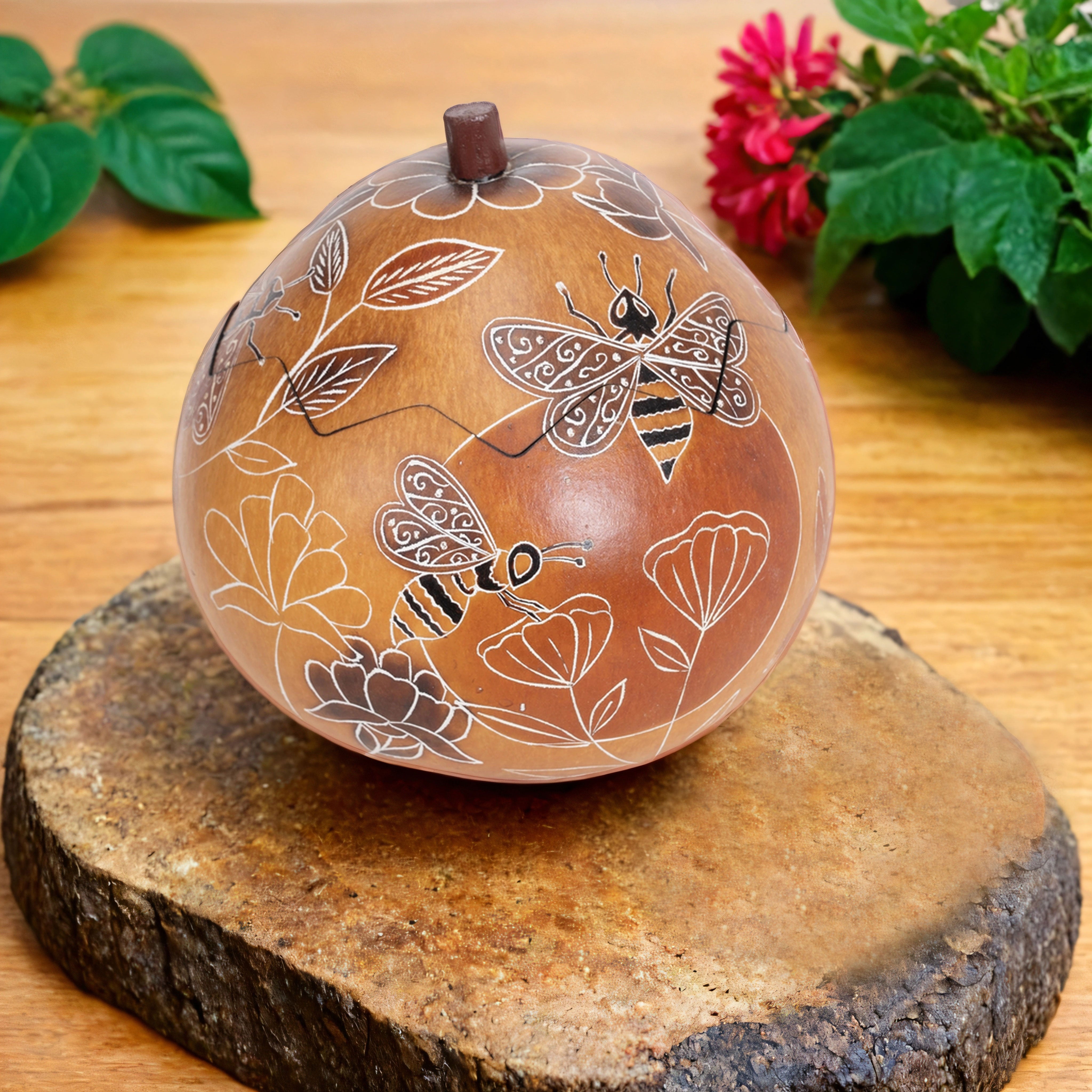 Bees & Wild Flowers - Mini Gourd Jewelry Box