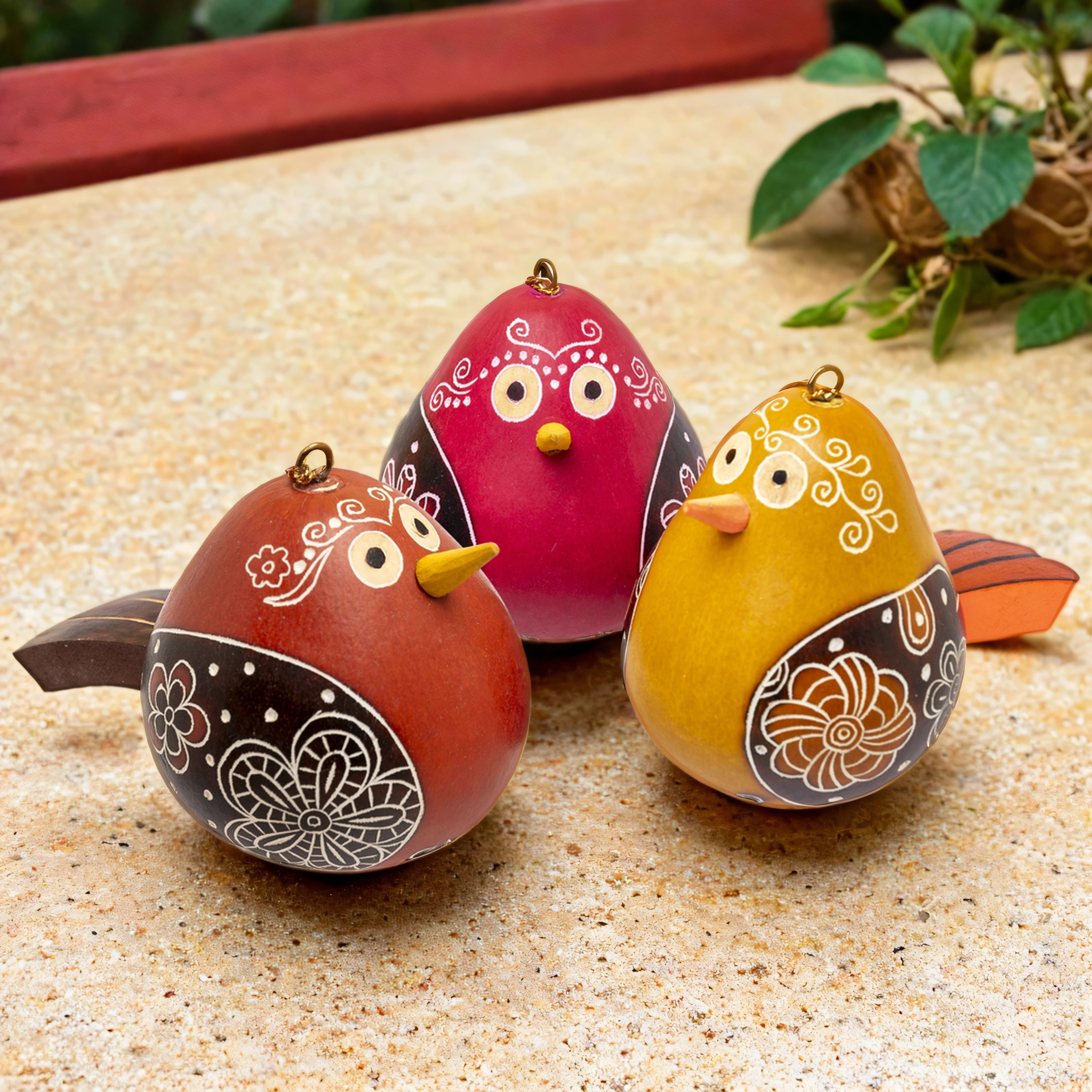 Flirty Bird - Gourd Ornament (sold in 6's)