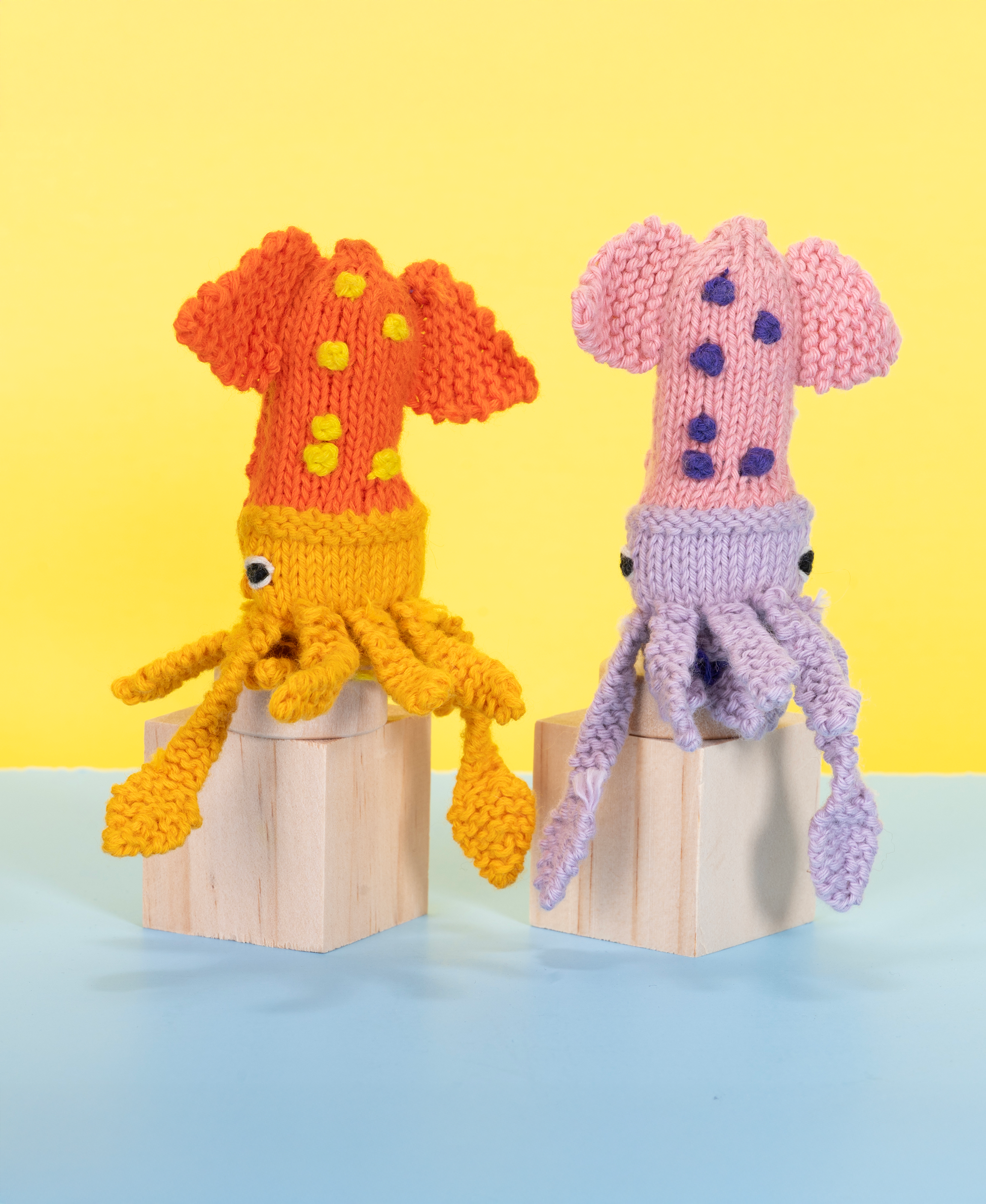 Squid - Organic Cotton Finger Puppet